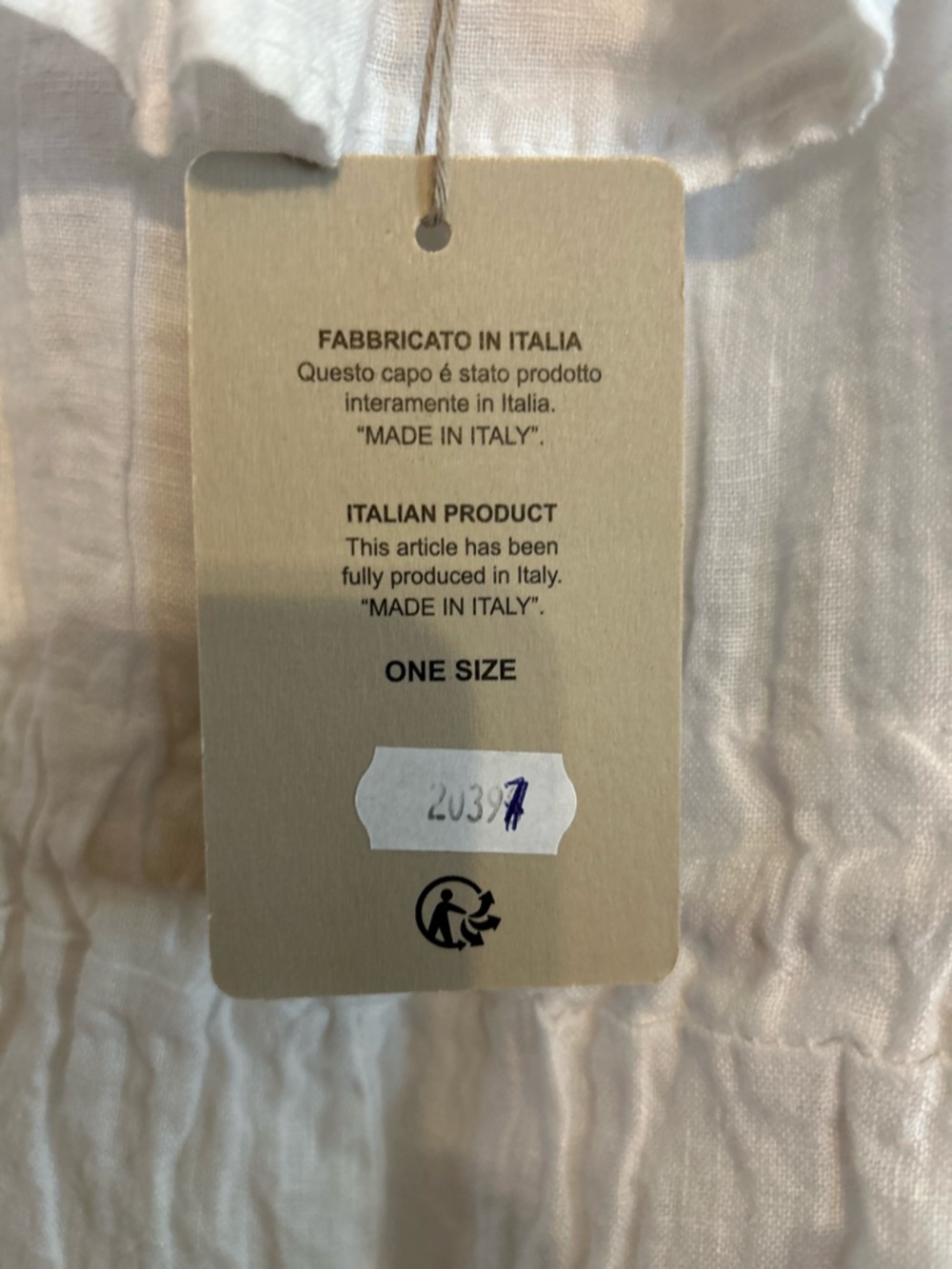 Fox White Linen Ruffle - Picture 9 of 11